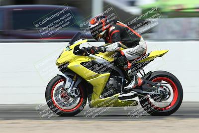 media/Apr-18-2025-CVMA Friday Practice (Fri) [[88baa45499]]/Racer 3/Session 4 Front Straight Speed Pans/